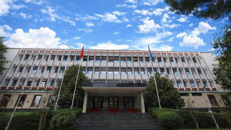 Koalicioni Shqiptar fitoi 2 mandate në parlamentin serb, Ministria e Jashtme: Të shërbejë për më shumë të drejta, përgjegjësi normalizimi i marrëdhënieve me Kosovën