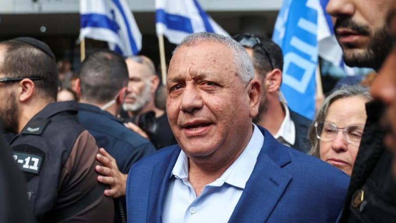 Zgjedhjet në Izrael/ Eisenkot zotohet para varrit të të birit: Do ta bashkojmë vendin dhe do t’i fitojmë luftërat