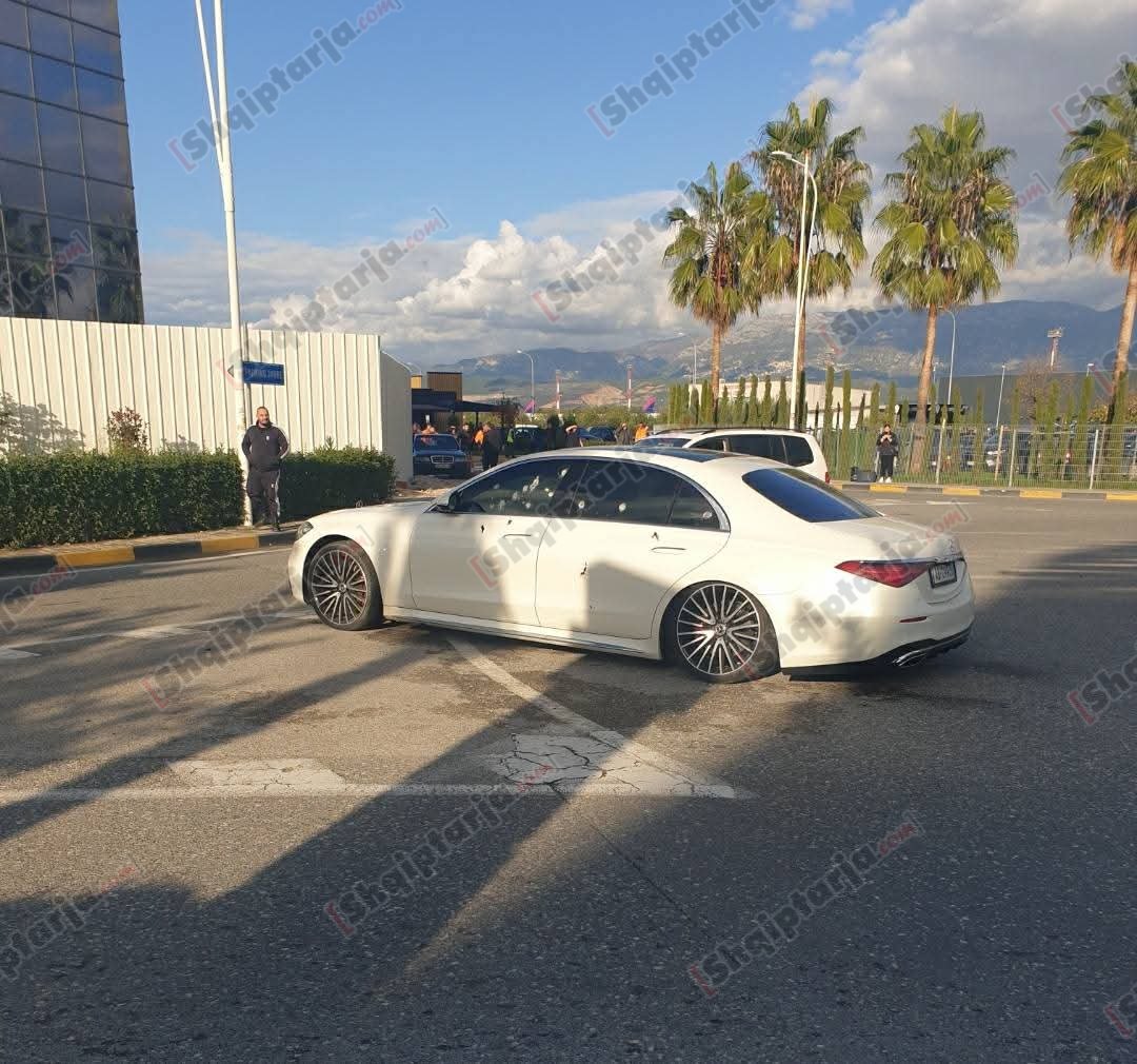 Atentati në Rinas, Report Tv siguron fotot e viktimës brenda mjetit ...